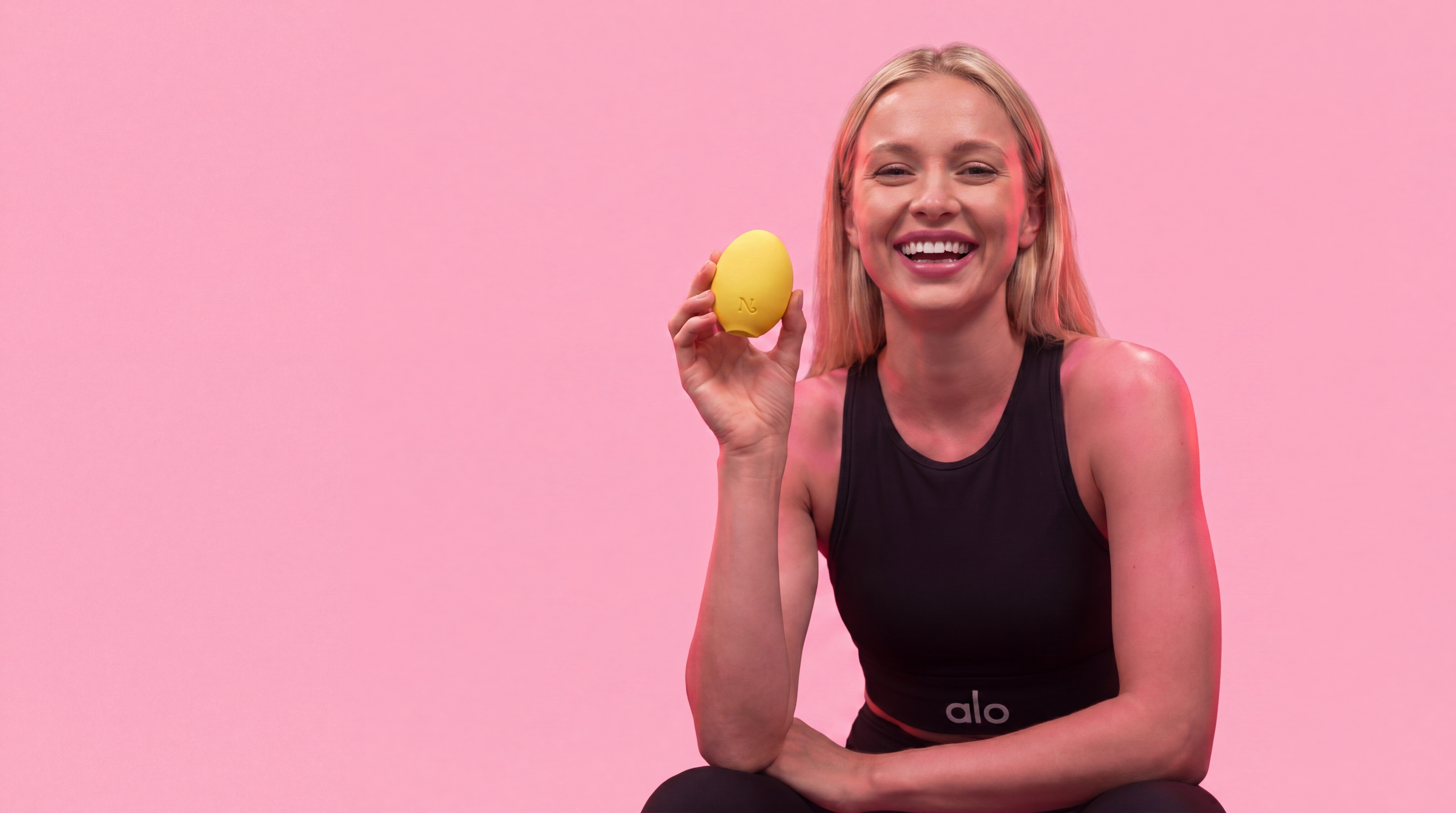 Nancylems lemon clitoral vibrator lifestyle image